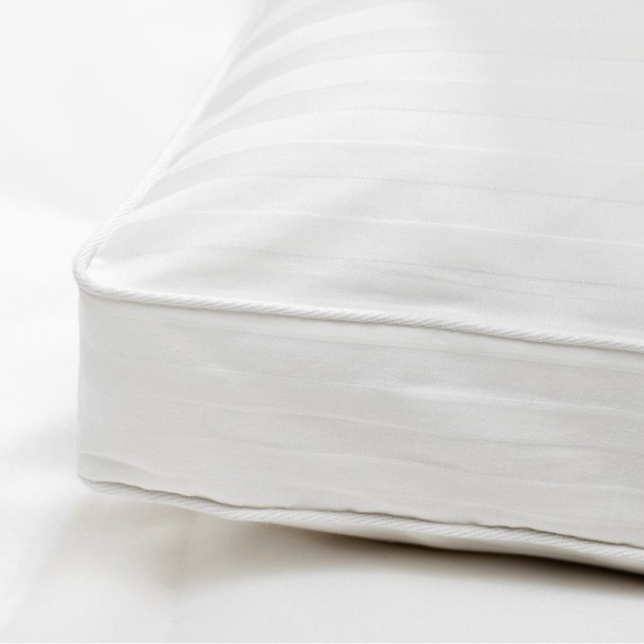 NEW! With tags Pottery Barn Classic 550 FP White Down Chamber Gusset Pillow King - Picture 3 of 10